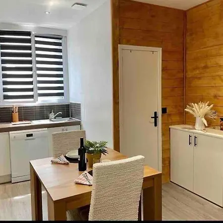 Le Chalet D'or De Noisy-le-Sec